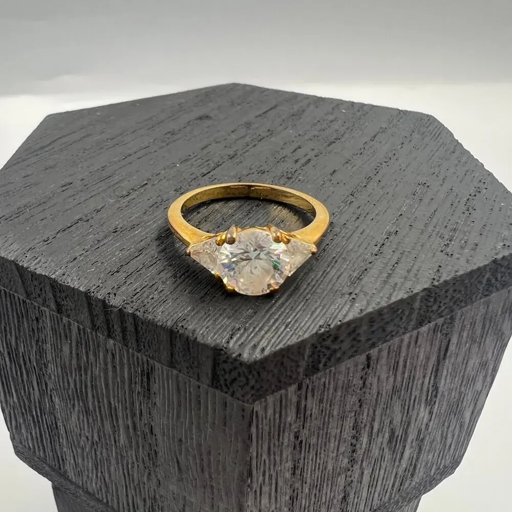 Antique‎ Gold Tone Cubic Zirconia Engagement Style Fairytale Ring Size 9